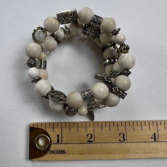 Handmade coil Beaded bracelet Chalky White Silver Tone Leaf End Caps - Picture 6 of 7